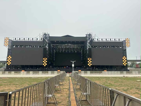 麦田音乐节舞台灯光设备租赁搭建服务成功案例